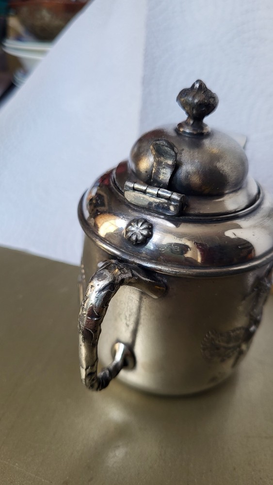 Pairpoint Silver Plate Fruit Engraved Creamer. 1S