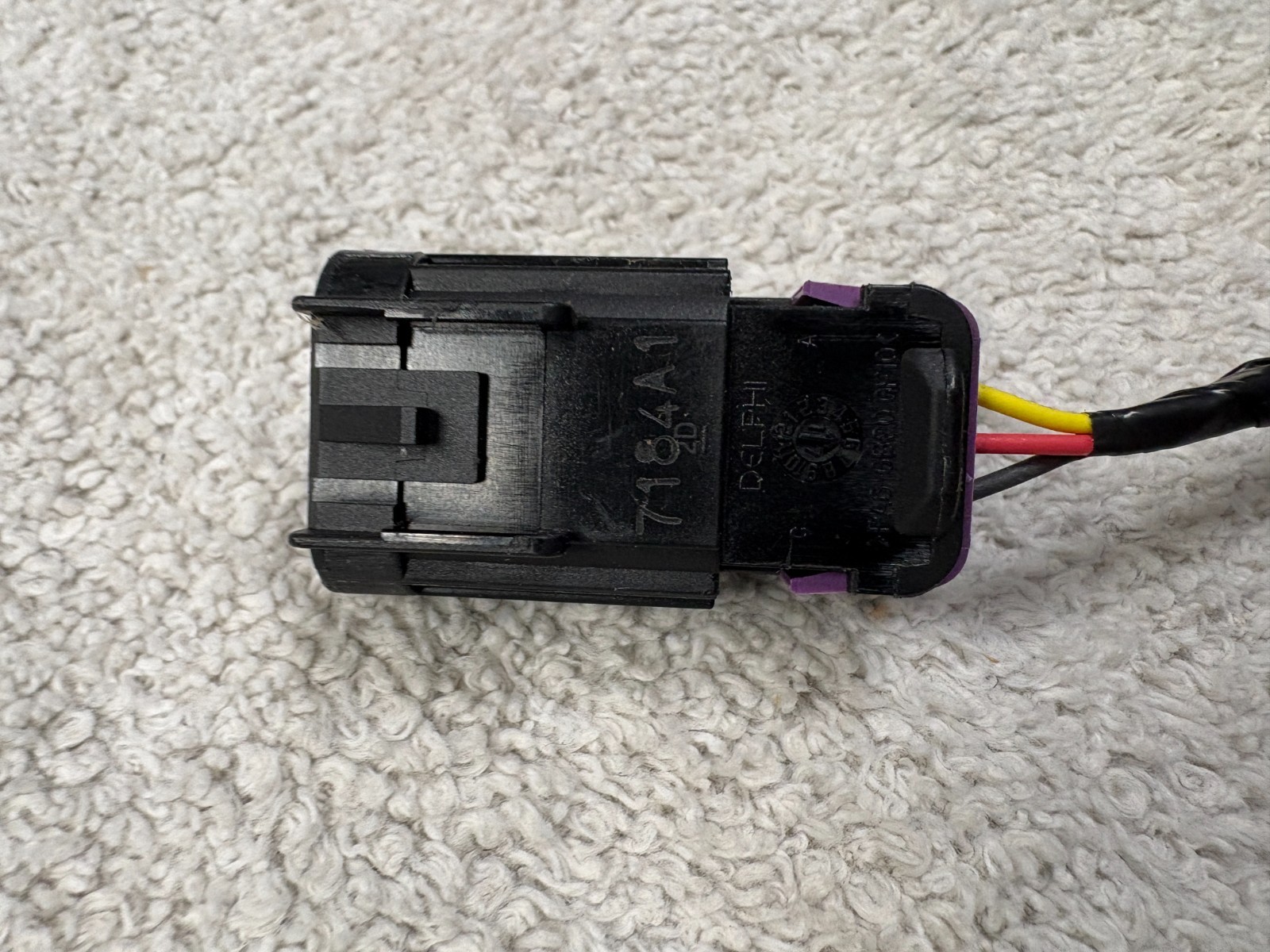 GM OE Hood Latch 2015-2018 Cadillac Escalade Chevrolet Suburban Tahoe 85574818