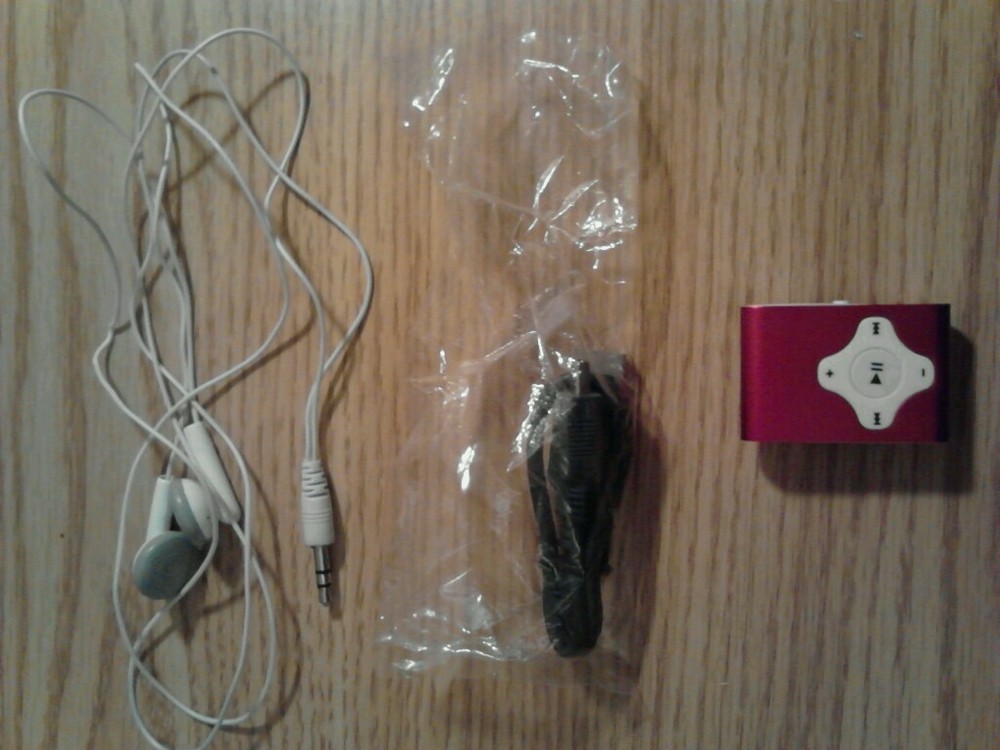 Mni MP3 Multimedia Player with earphone, data conversion line