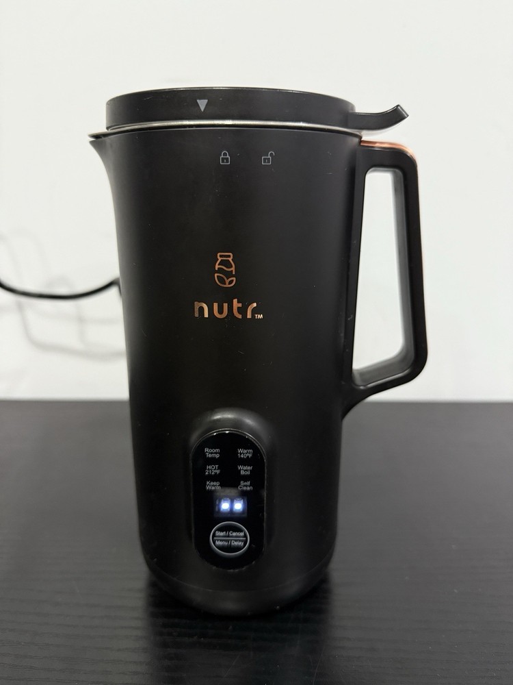 NUTR Single-Serving Nut Milk Maker Blender Black N2B Works - No strainer