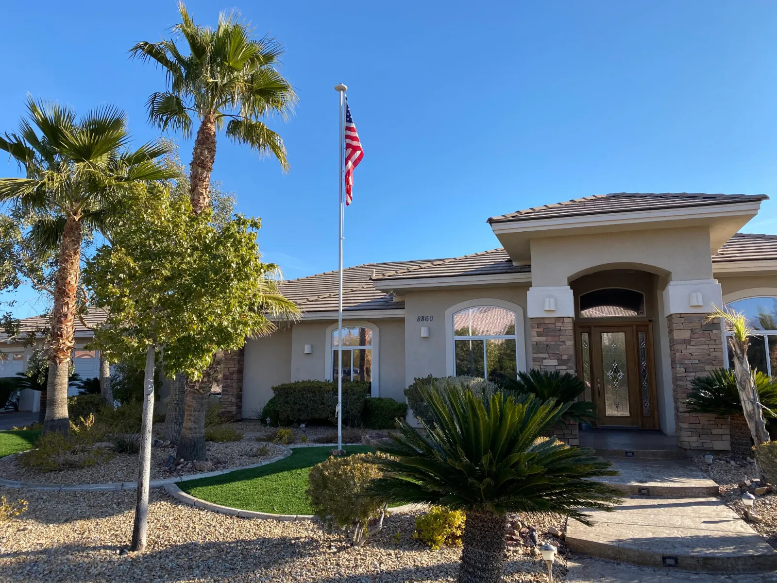 20' Delta SECTIONAL Residential Flagpole (Silver)