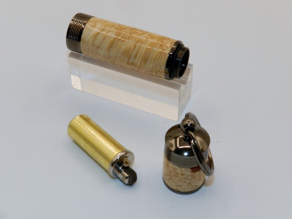 Handmade Key Chain Lighter w/ replaceable flint. Made from Box Elder Burl. #43