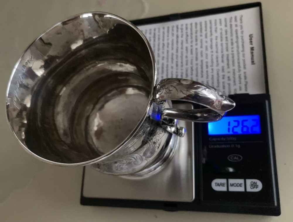 Antique Solid Silver Christening cup with Birds & Scroll engravings 126.2g