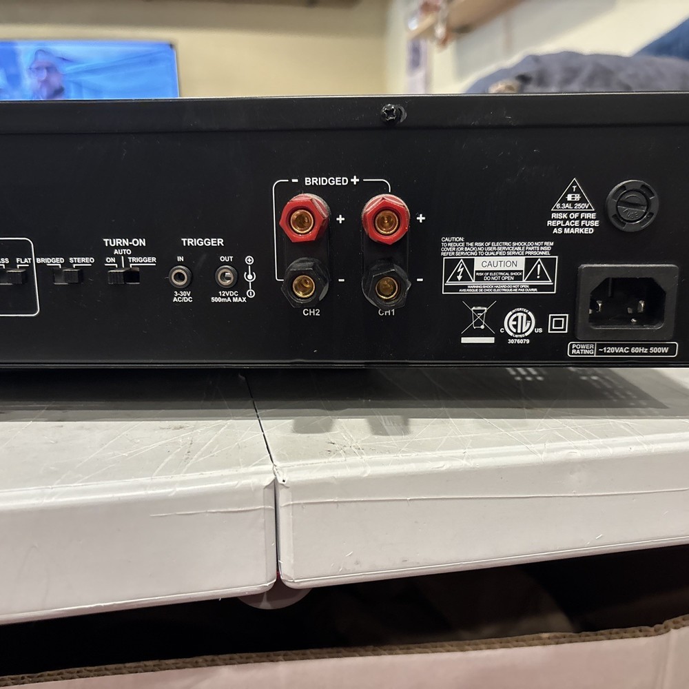 Episode Mixer Amplifier E-2100 Amp