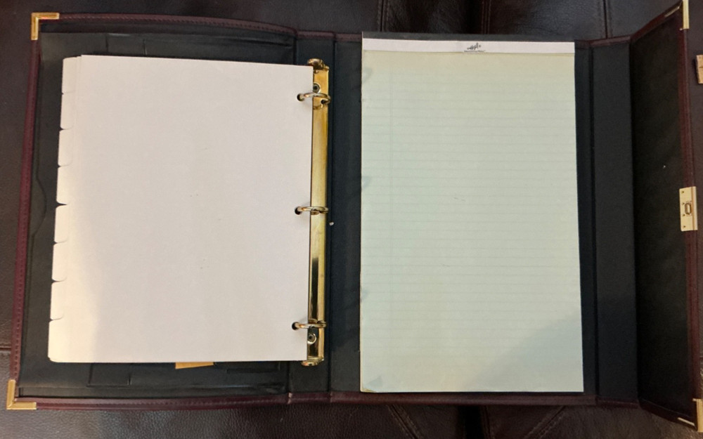 Profesional Trifold Notebook lockable with key