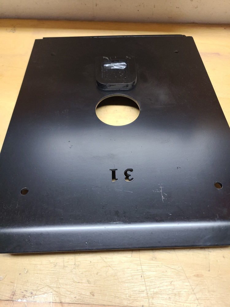 PullRite 331731 Quick Connect Capture Plate For Dexter - Open Box