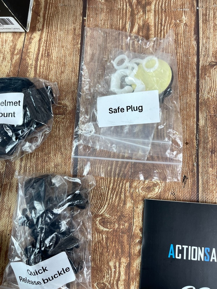 Action Savvy Camera And Attachments 007 New Open box