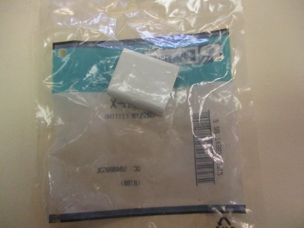 Panduit CFX3WH-X Coupler Fitting