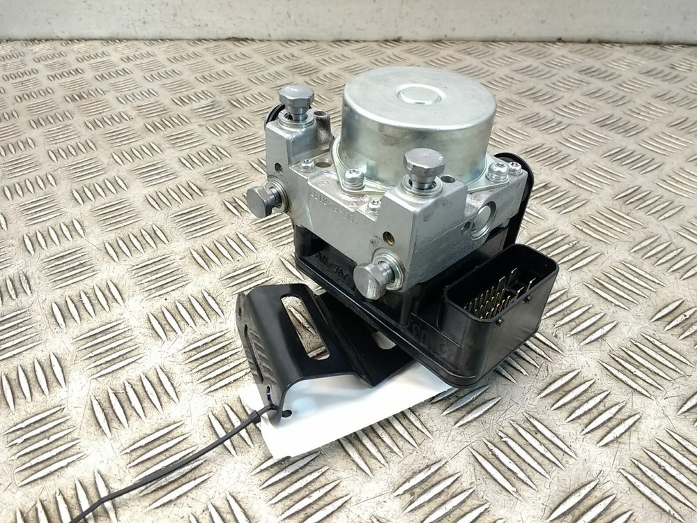 2012 TRIUMPH TIGER EXPLORER 1215 ABS Pump