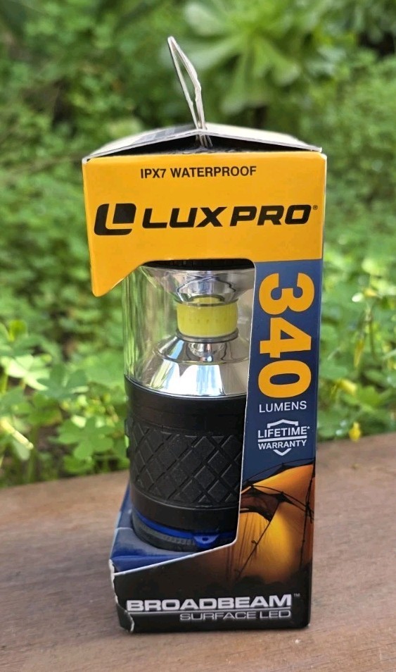 Long Run Time Camping Lantern Flashlight Waterproof Bright Lightweight 340 Lumen