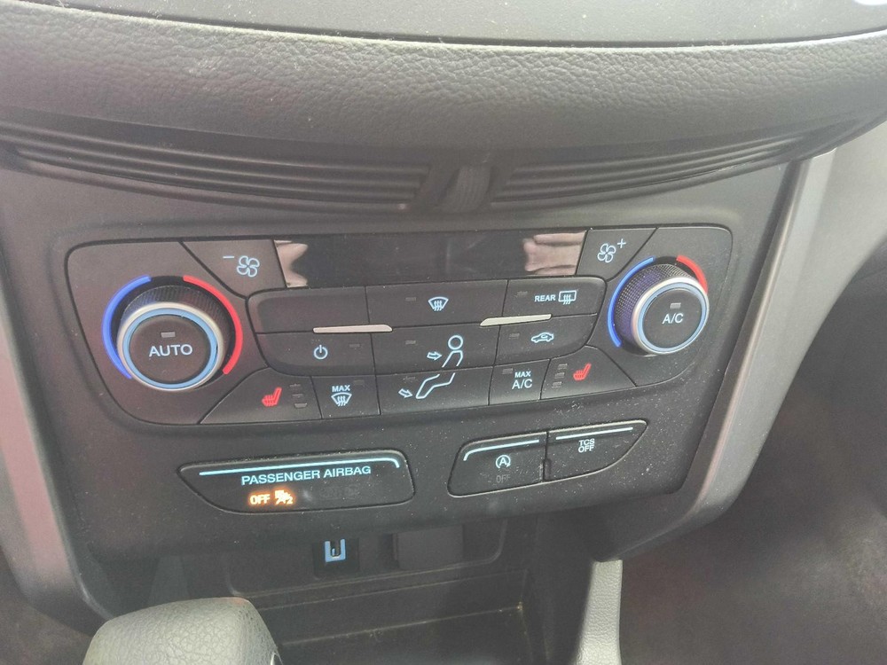 Used A/C Selector Switch fits: 2018 Ford Escape front automatic temperature cont