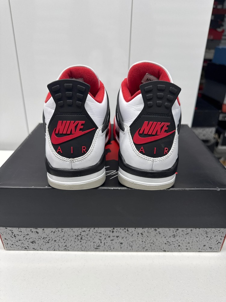 Jordan 4 Fire Red (9.5)