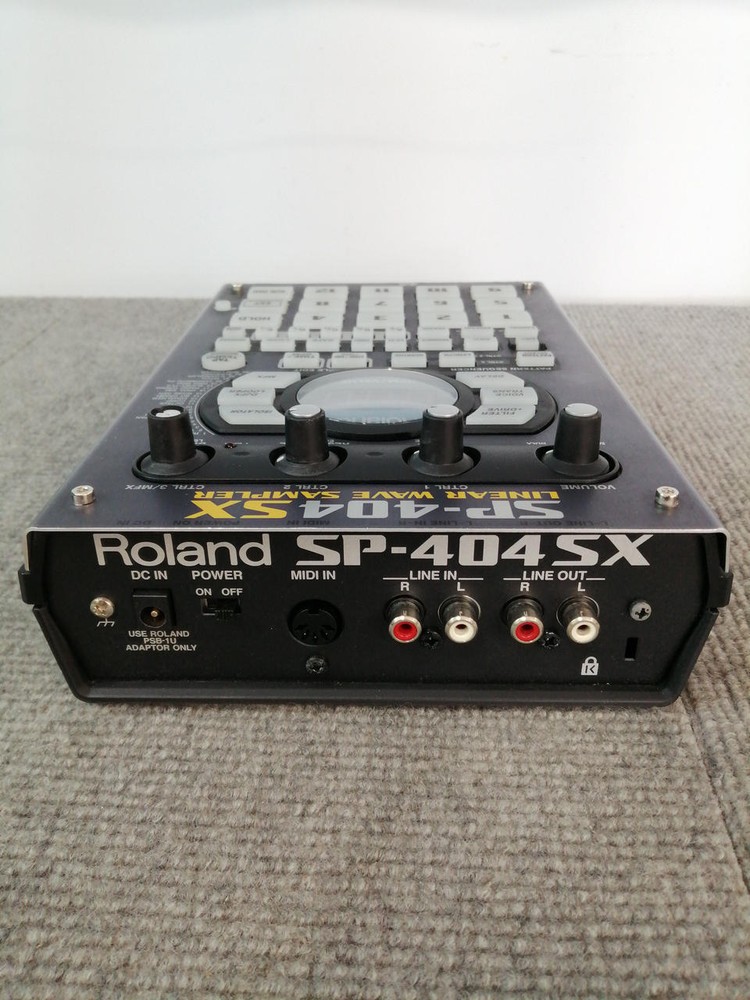 Roland SP-404SX Compact Linear Wave Sampler from Japan
