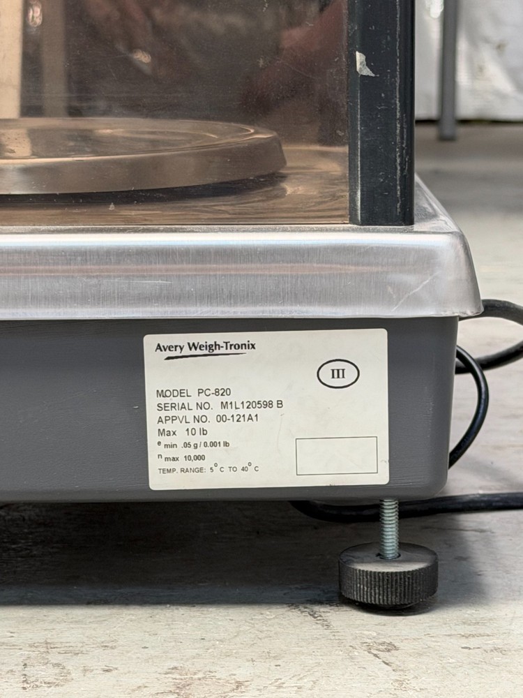 AVERY WEIGH-TRONIX PC-820 DIGITAL BENCH Max SCALE 100LBS