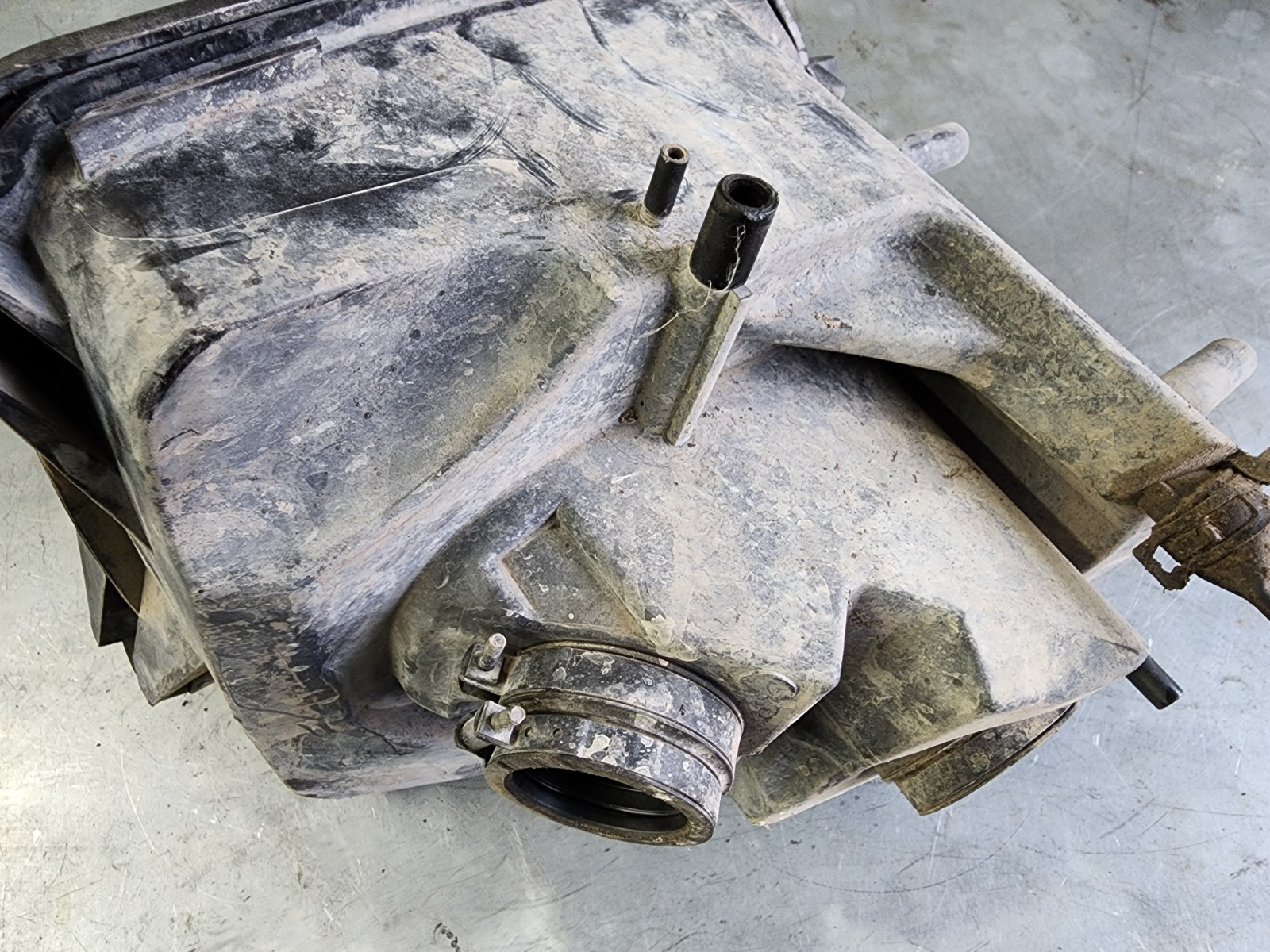 12 - 15 Kawasaki Brute Force 750 Airbox Air Box 11010-0152