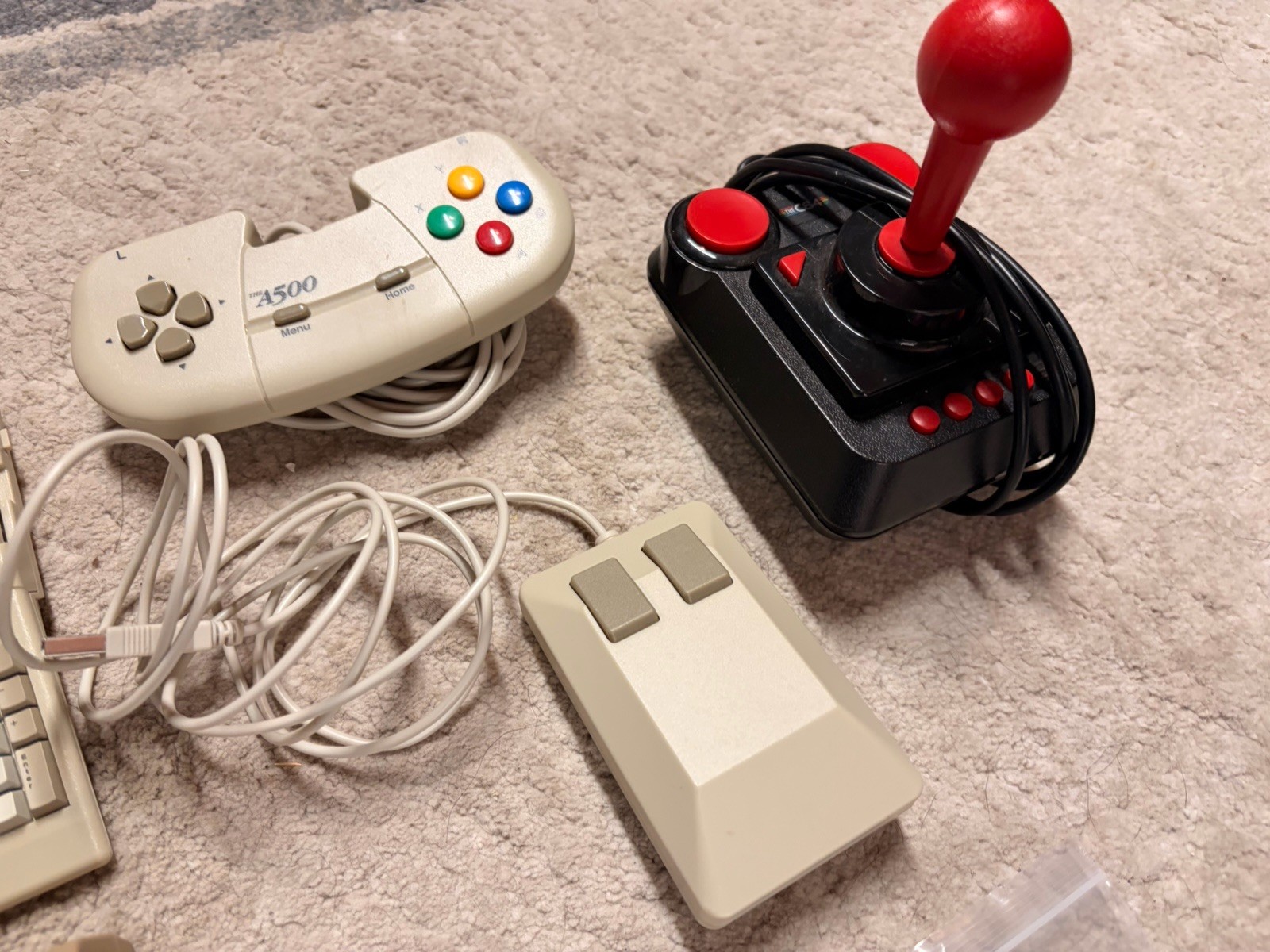 Amiga 500 mini / A500 Mini & C64 Mini