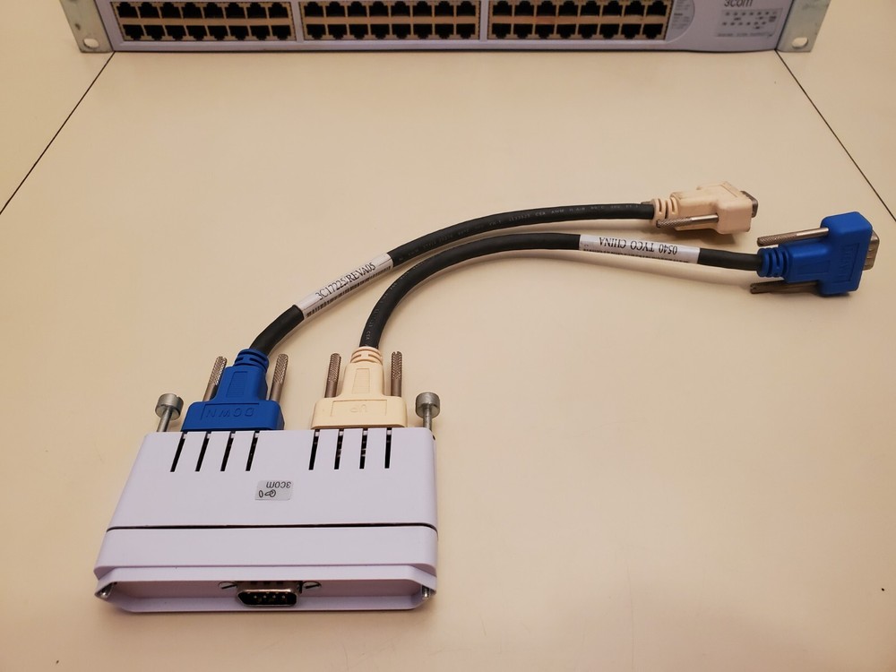 3COM SWITCH 4400 SUPERSTACK 3 3C17204 RACK 48-PORT with CASCADE EXTENDER 3C17226