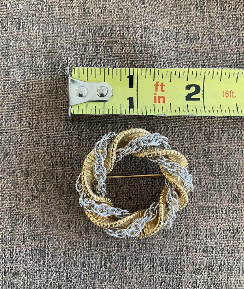 Gold Silver Toned Wreath Type Brooch