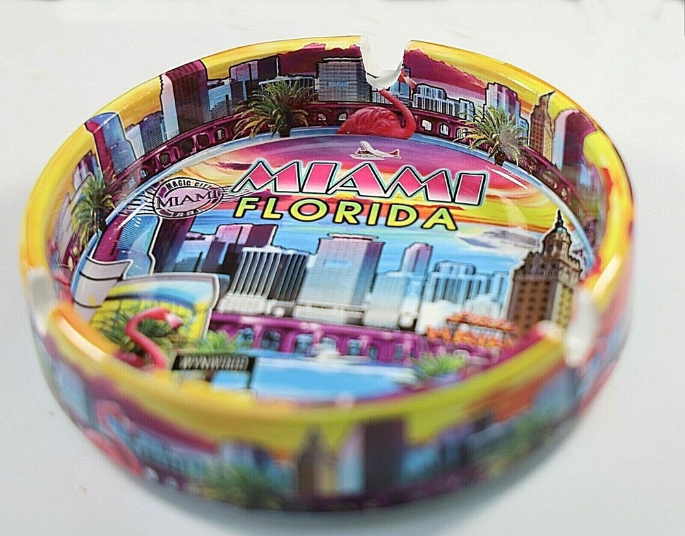 Miami Florida Scene Ceramic Ashtray 5"