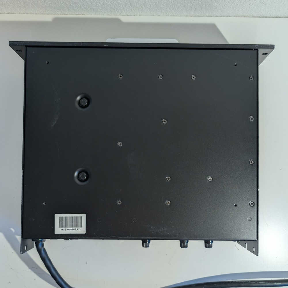 Monster Power PRO 7000 PowerSource Power Conditioner 12 Outlets - Tested/Working