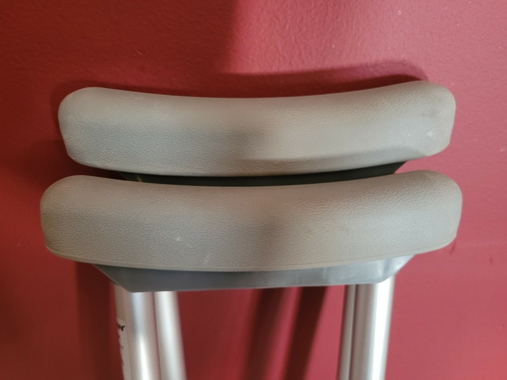 Guardian Universal Crutches