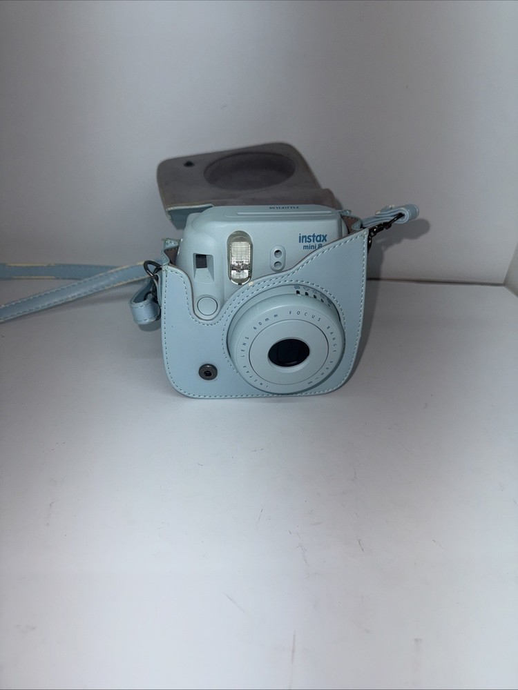 Fujifilm Instax Mini 8 Instant Camera Ice Blue Camera With Case Read