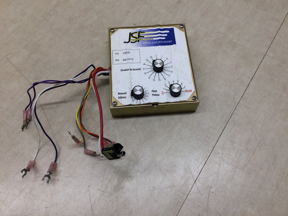 JSF Technologies AB-2412 Dual Head Controller Crosswalk Beacon 902-928 MHZ AB