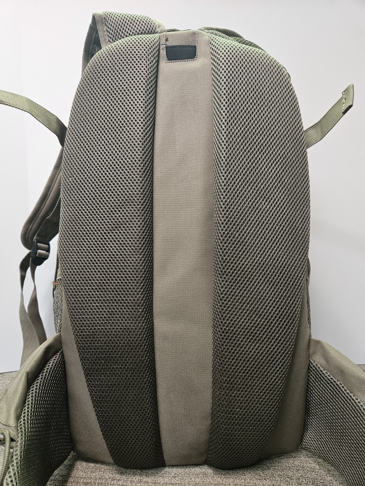 Realtree Edge "Timber Hawk" Camouflage Hunting Daypack 29.5L