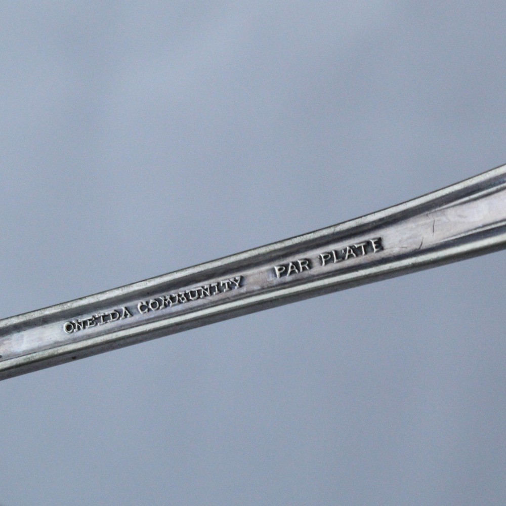 Oneida Community Par Plate Small Soup Ladle Approx 5.75 Inches Long