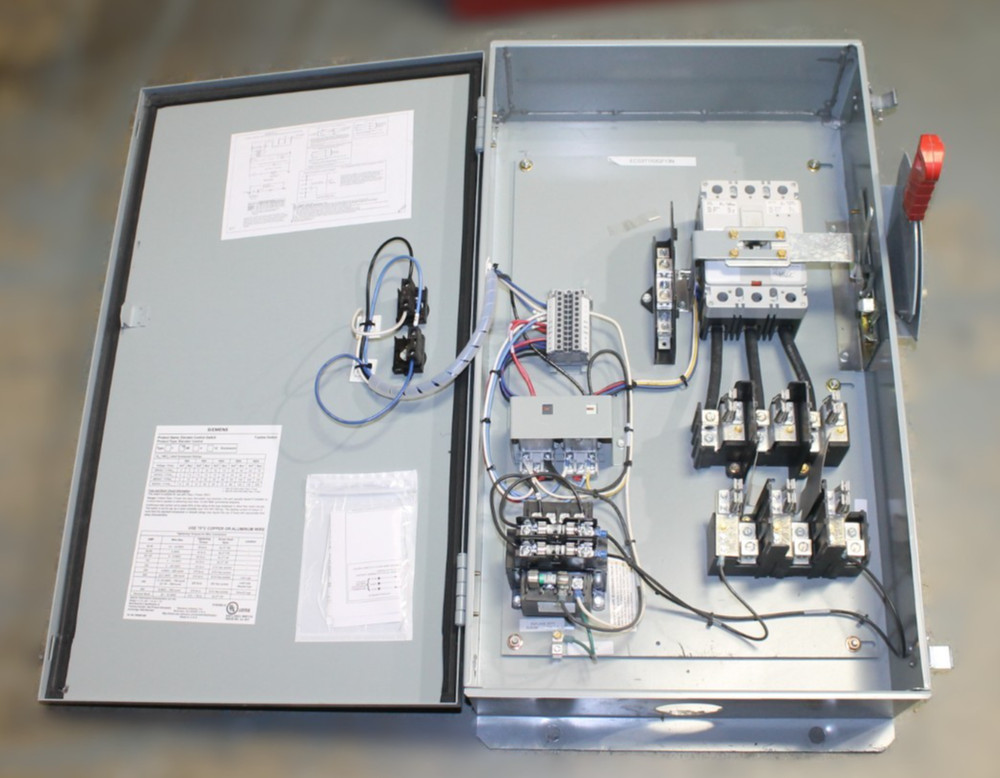 Siemens ECS3T1R2GF13N Elevator Control Switch