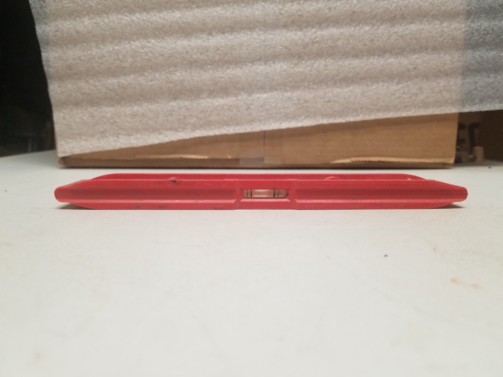 KAPRO 9" Magnetic Base Level Model 229-32