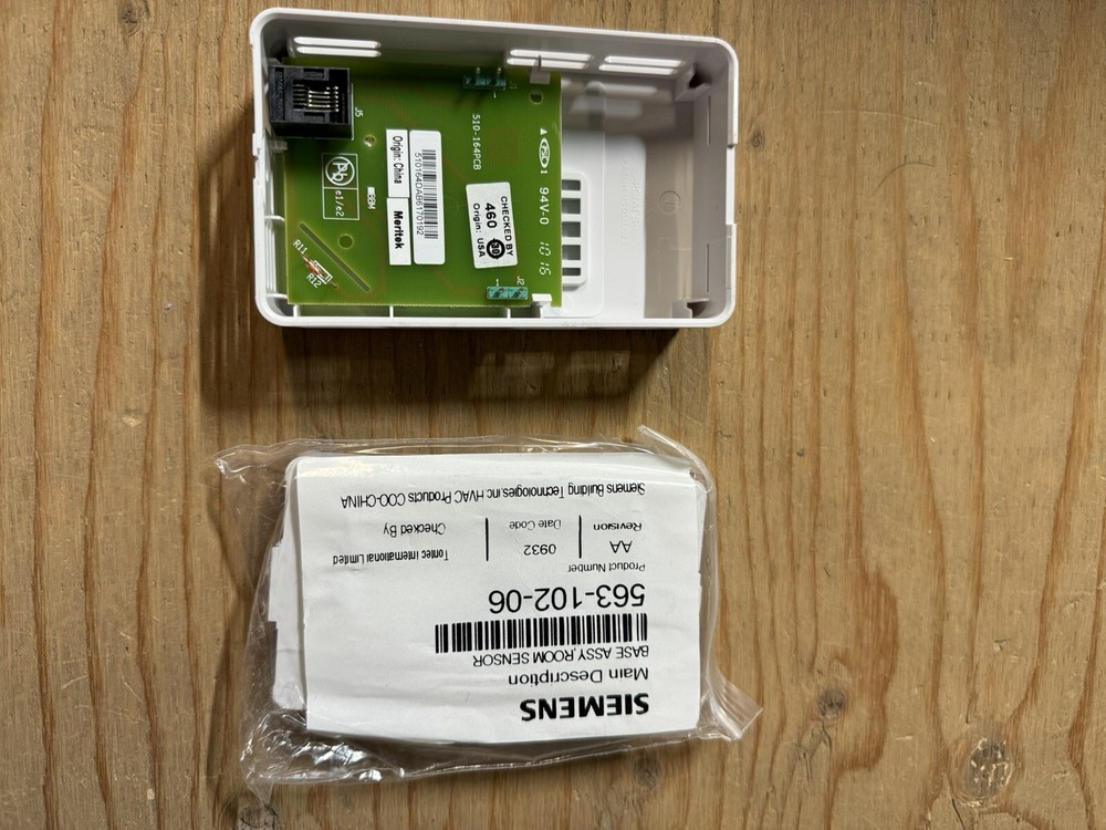Siemens — QAA2230.EWSC Room Temperature Sensor