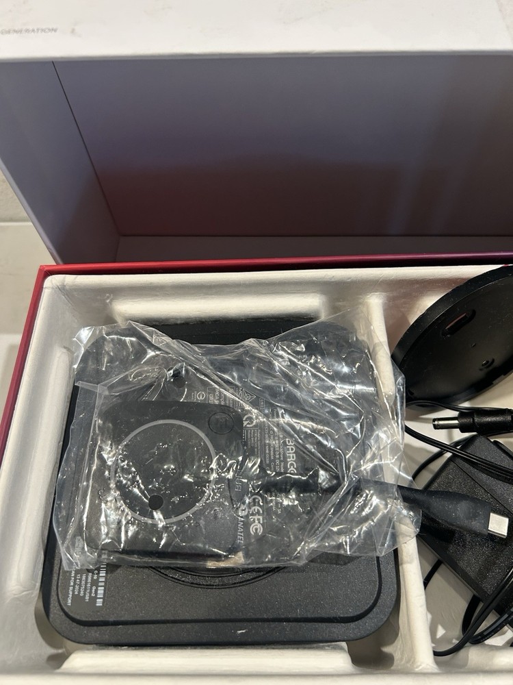 Barco ClickShare C10 Wireless Presentation & Collaboration System 2nd Generation