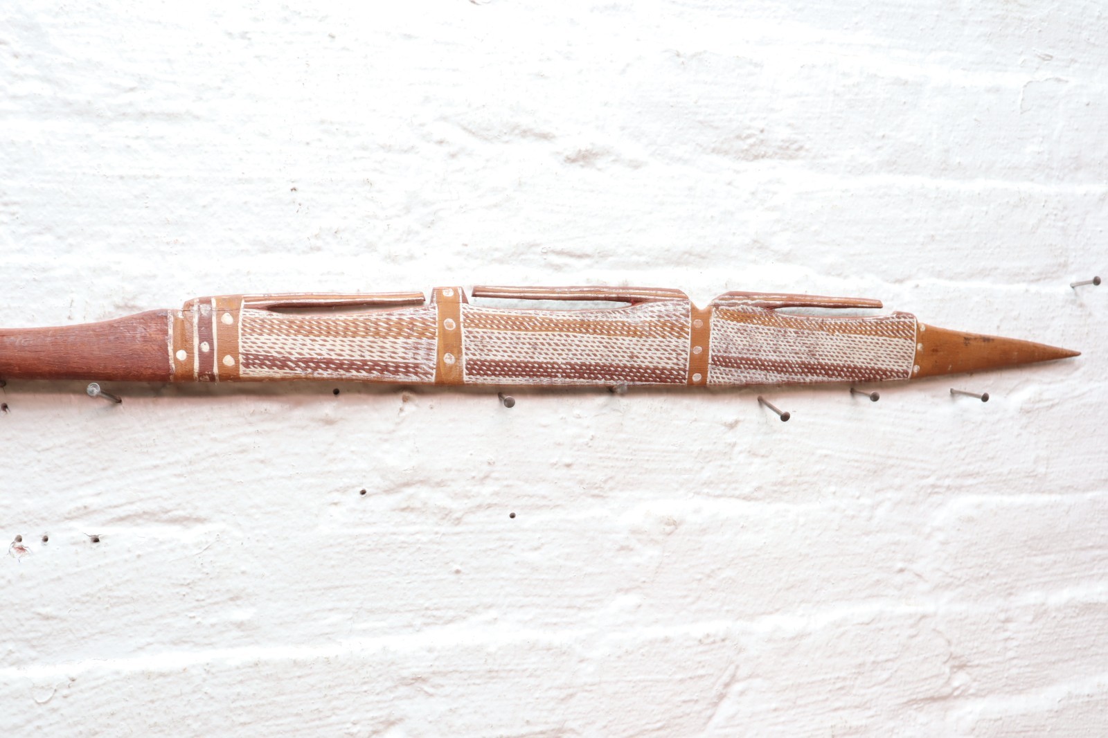 Early AUSTRALIAN Aboriginal Spear Thrower Groote Eylandt Painted Decoration