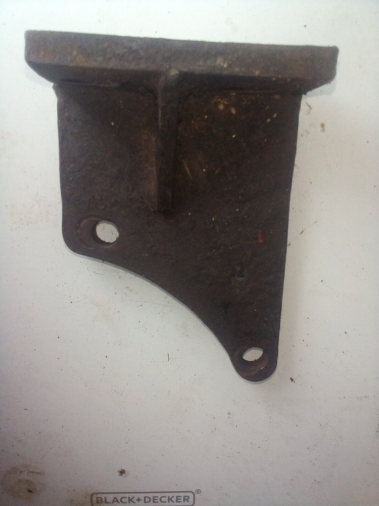 Used Kysor AC Bracket Brace for E6 Mack Engine 510614