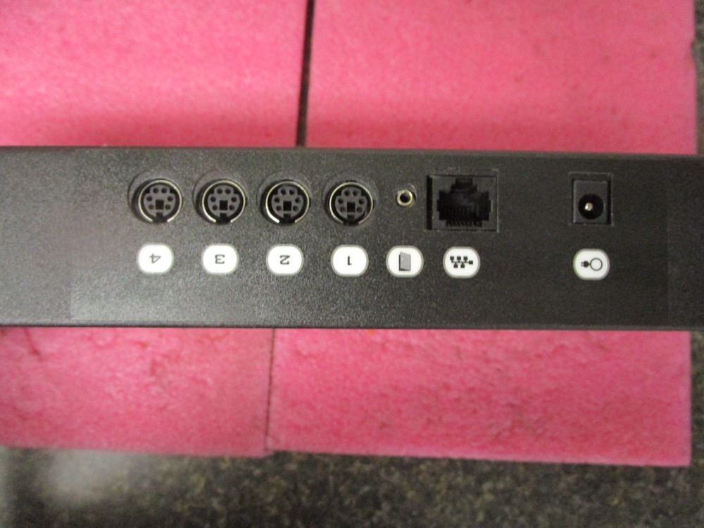 APC NETBOTZ 320 Wall Appliance w/ Camera 420/320