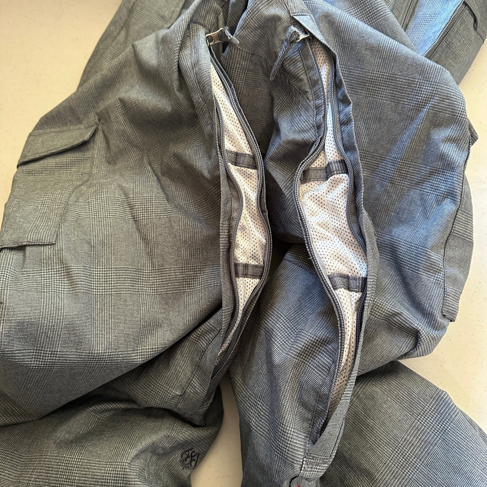 686 Mannual Infinity Ski Pant Mens XL Gray Snowboard Waterproof Breathable