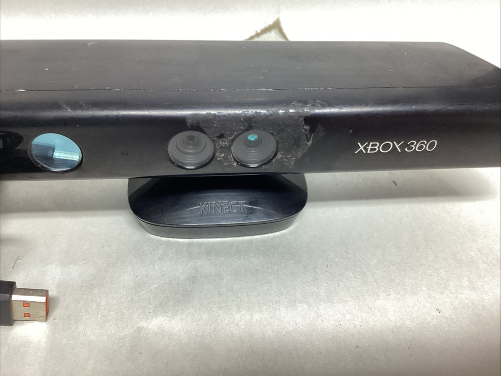 Microsoft Kinect Sensor for Xbox 360 Console W/ Games*READ