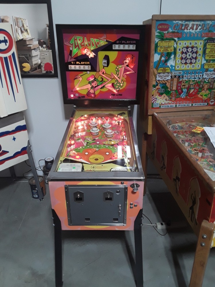 Zip-A-Doo Pinball Machine by Bally