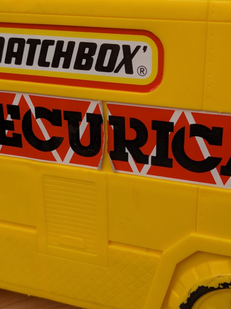 Matchbox Securicar Carrier. (NO CARD)