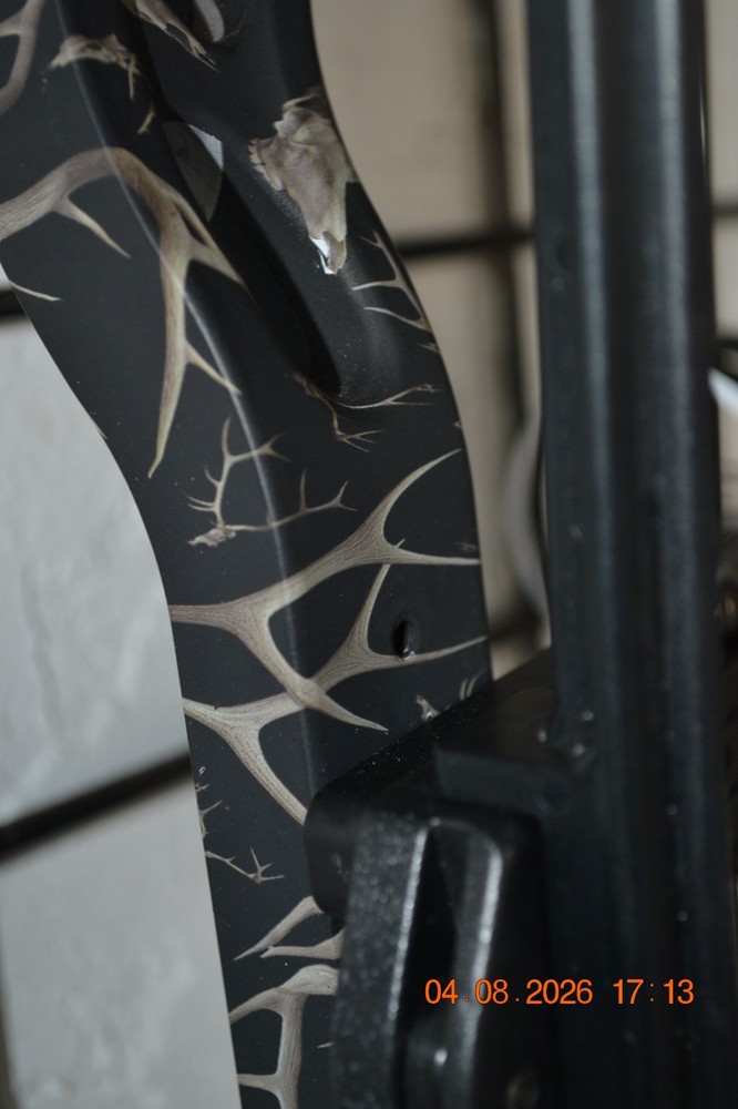 PSE Stinger 3G Compound Bow, Skull Works Camo, great shape