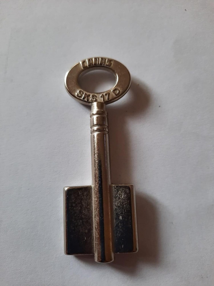 SKS17D /Safe Key blank