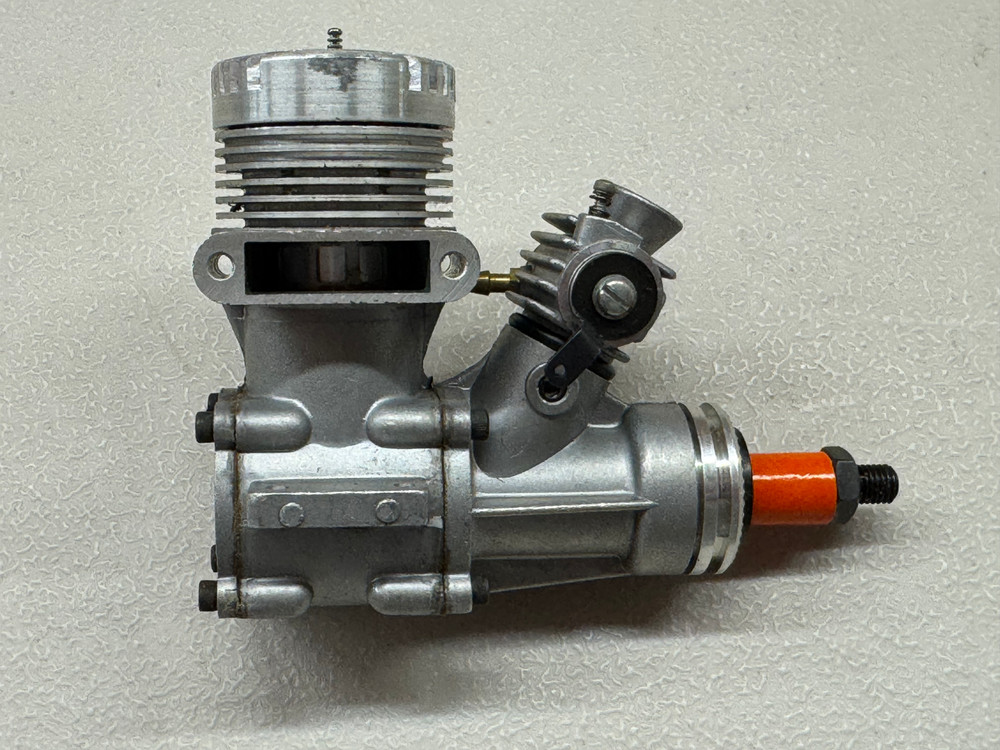 K&B No. 4011 .40 RC Airplane Engine