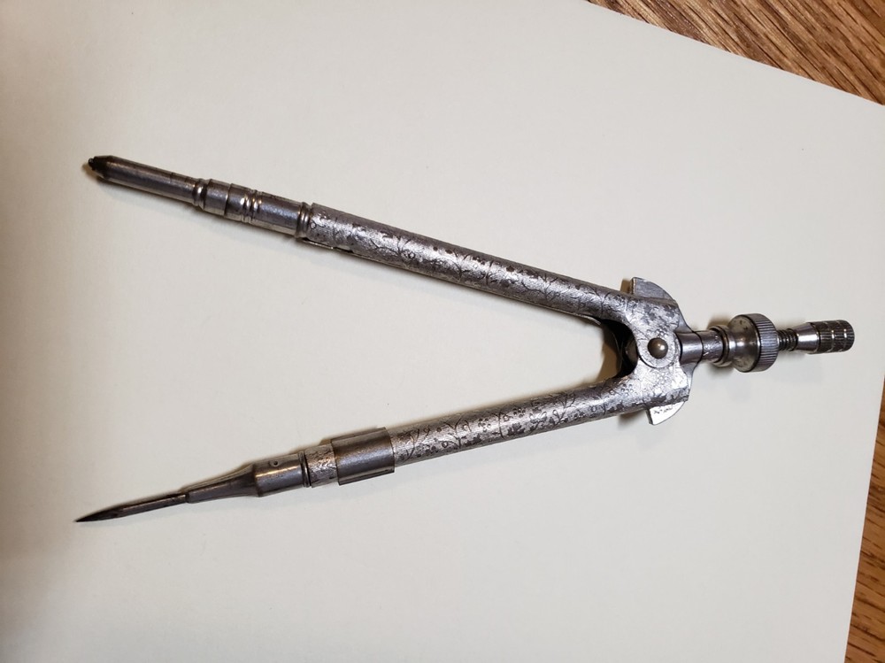 Vintage circle drawing tool