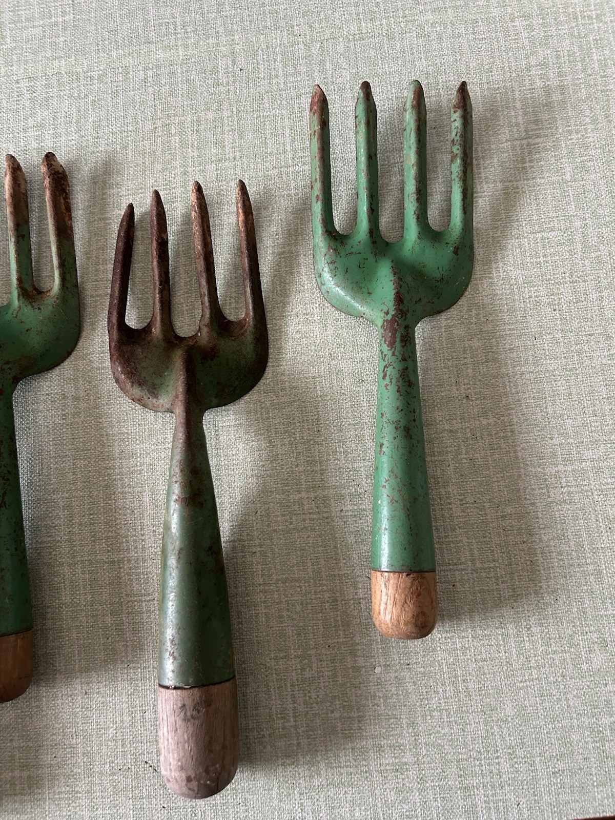 Lot of 3 Vintage Metal Hand Garden Tools Primitive Decor