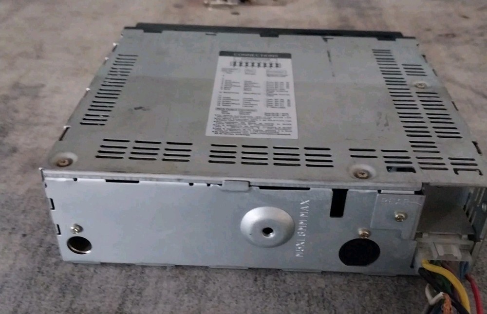 Alpine CDM-7854 Radio CD Player