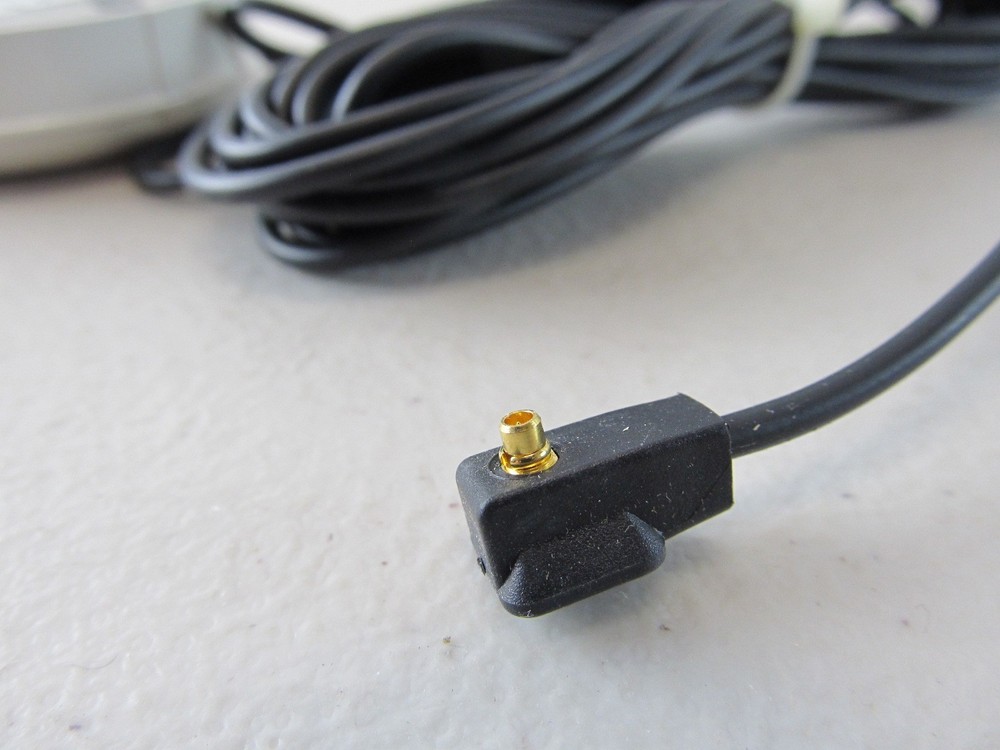 Trimble Navigation Antenna Model 18334-03