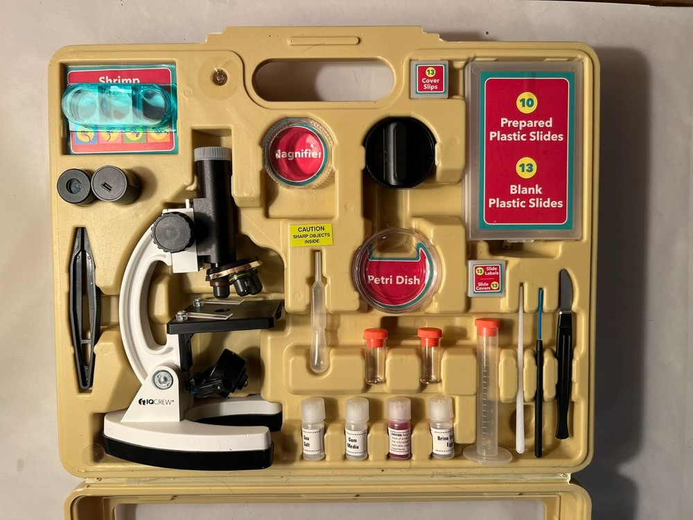 Amscope Microscope Camera Premium Kit IQ Crew Early Learner Series 85+ pieces