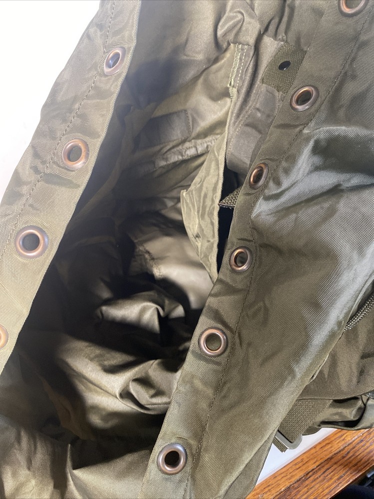 Large Army Tactical Bag With Drawstring / Buckles / Pockets Storage Pack