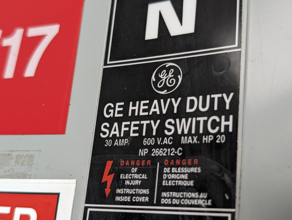 GENERAL ELECTRIC TH3361 Model 10 Safety Switch (USED).